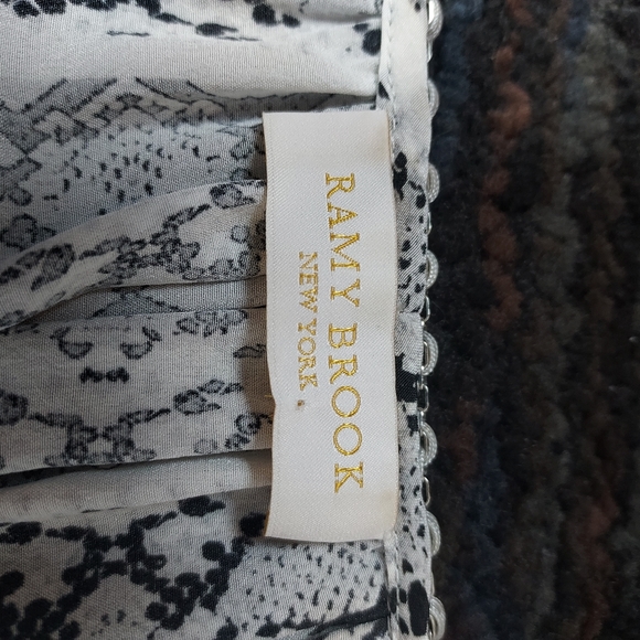 Ramy Brook 100% Silk Snakeskin Print Python Chain Sz XS Trendy Cutouts White - Picture 10 of 12